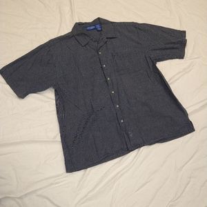 🎉FREE FREE FREE🎉 OP•Men's button down shirt